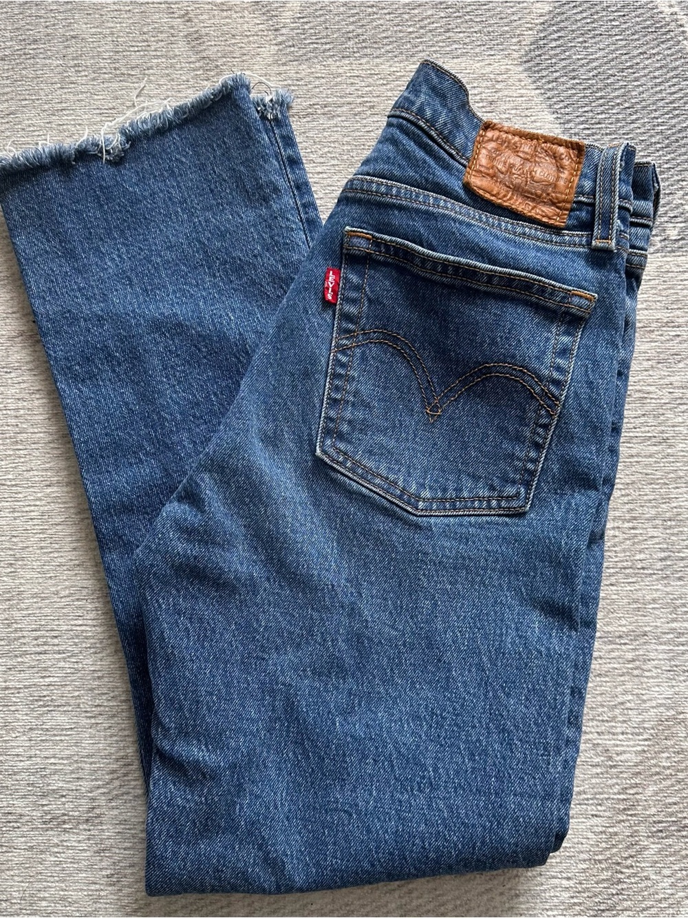 LEVI’S Wedgie Blue Denim Straight Jeans with Red Size Tab